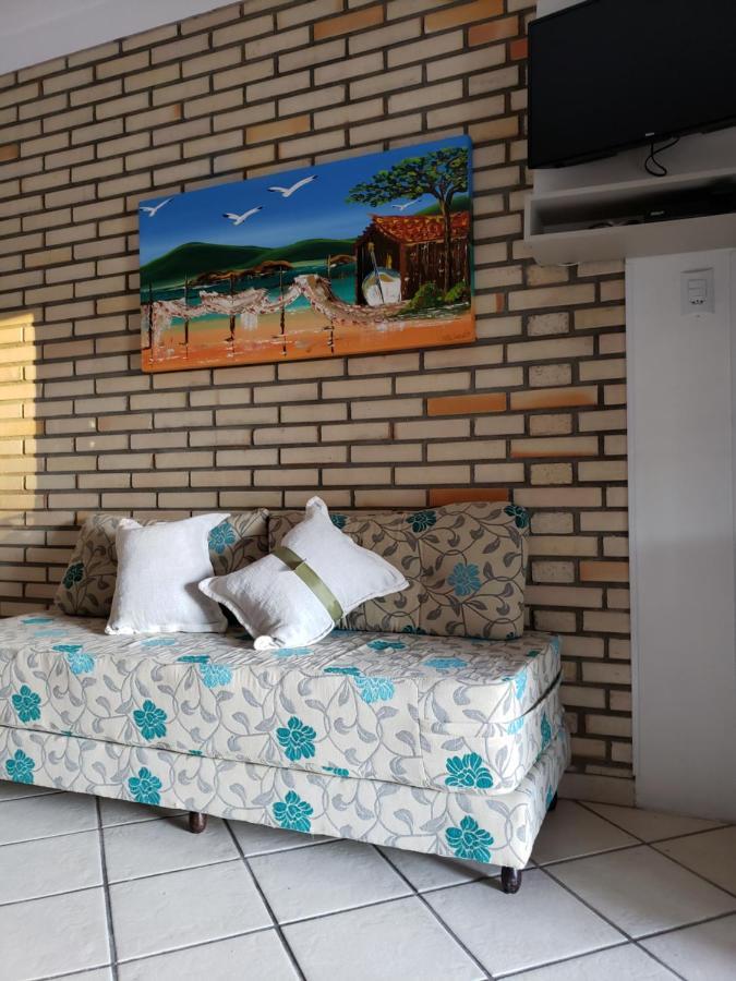 Residencial Costumes Brasileiras Hotel Bombinhas Exterior foto