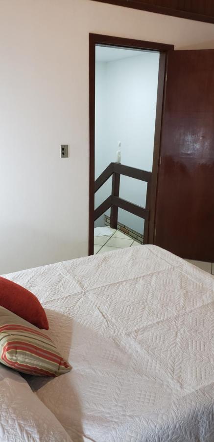 Residencial Costumes Brasileiras Hotel Bombinhas Exterior foto
