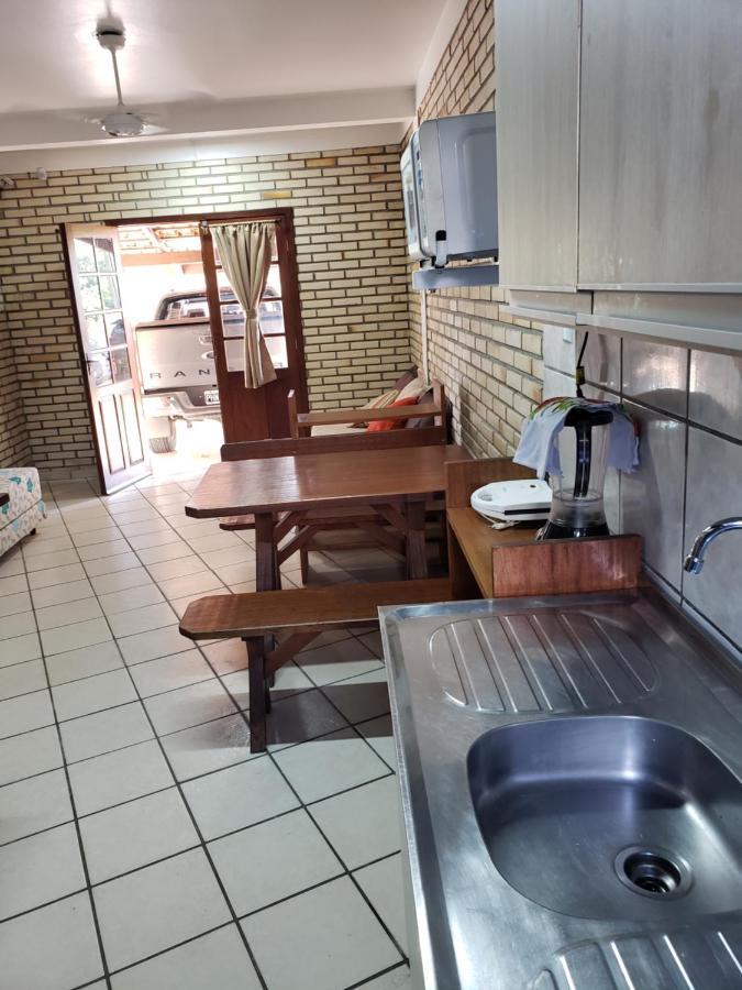 Residencial Costumes Brasileiras Hotel Bombinhas Exterior foto