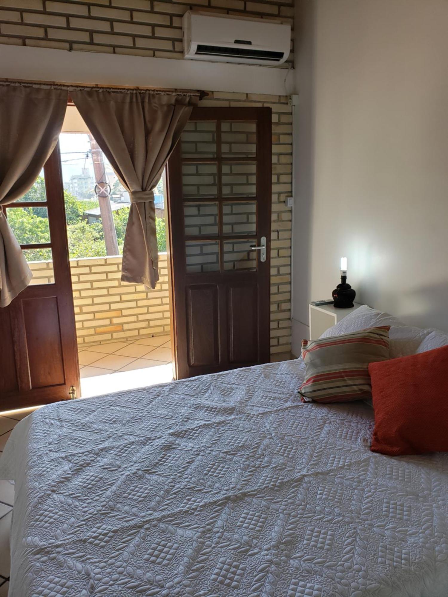 Residencial Costumes Brasileiras Hotel Bombinhas Quarto foto